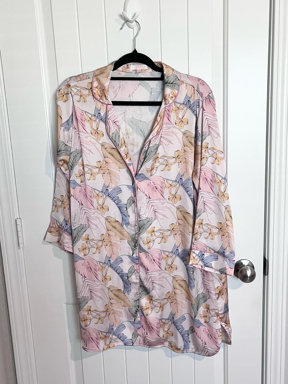 Livenza Lingerie Floral Satin Nightshirt